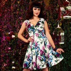 BNWT Pinup Couture Sadie Dress; Purple White Floral; Large
